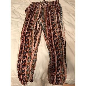 Patterned pants